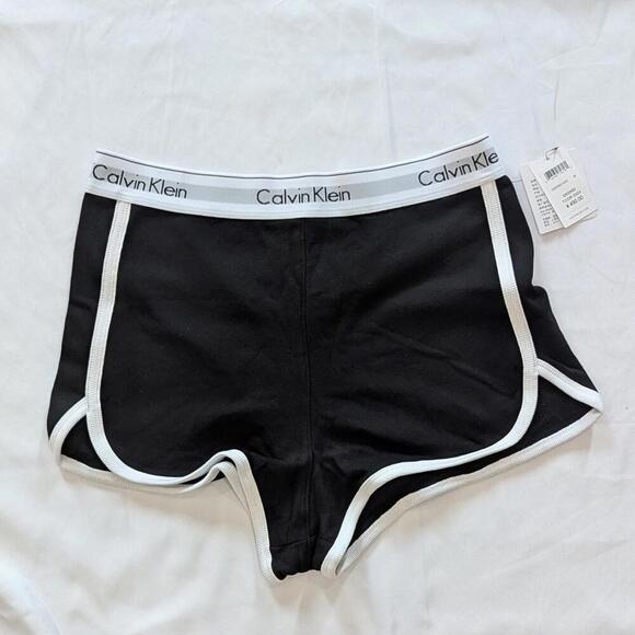 Calvin Klein Modern Gravity Band Casual Shorts Size M - Picture 6 of 10